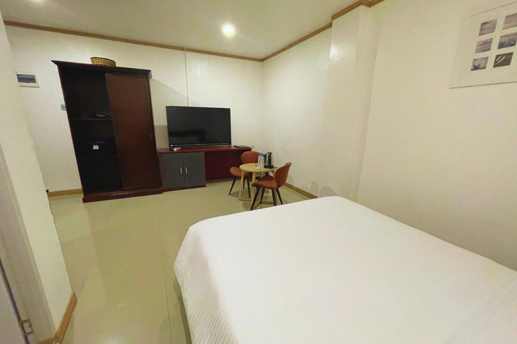 Hotel Halo Angeles City 客房 照片