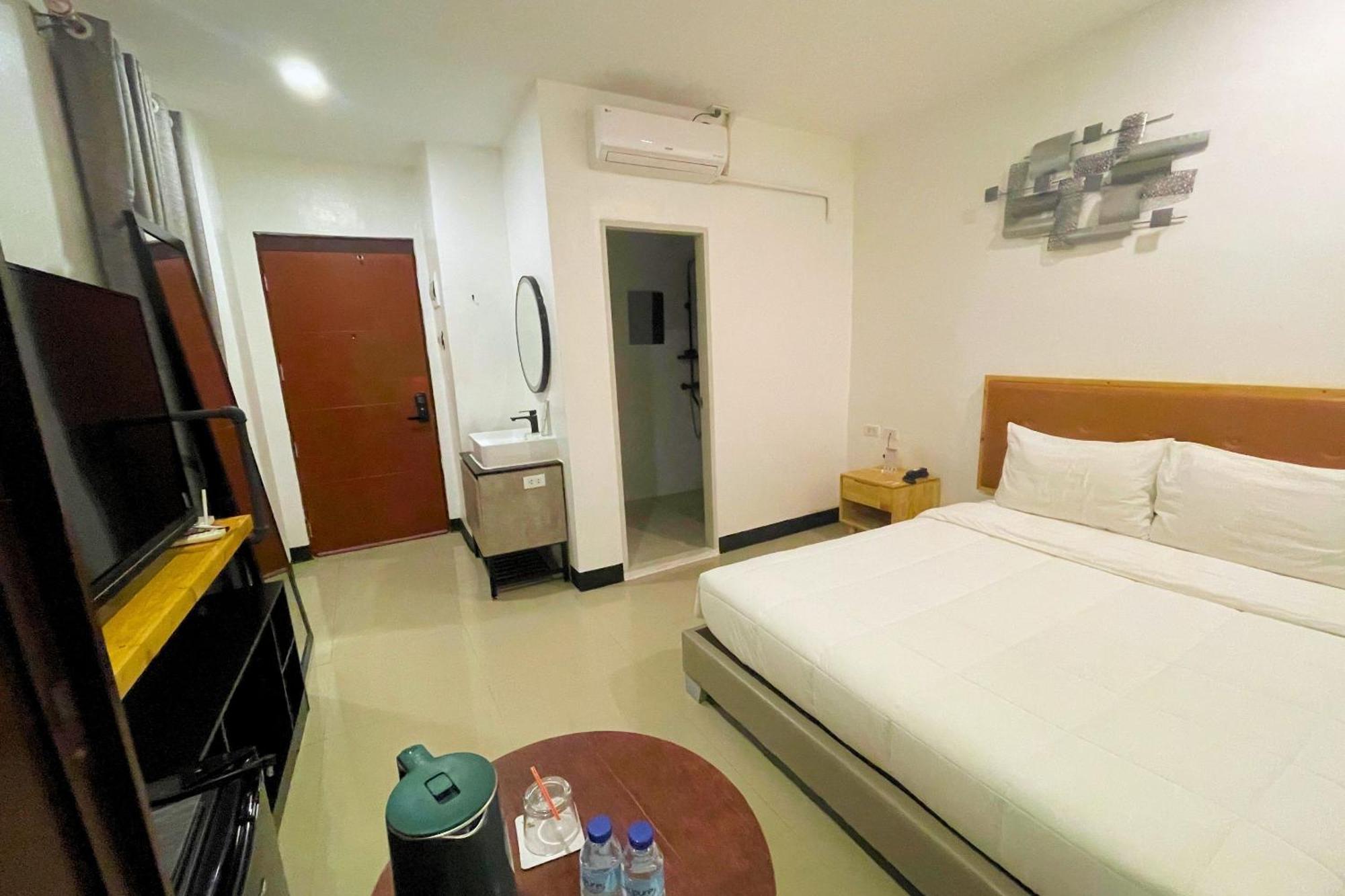 Hotel Halo Angeles City 客房 照片